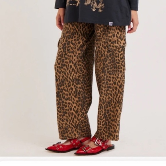 SOLD ON EBAY Damson Madder Dion Leopard Cargo Jeans - Picture 5 of 9